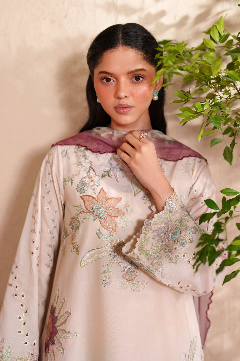 Iznik | Eid Lawn | EL-04 Embroidered Lawn - House Of Hania