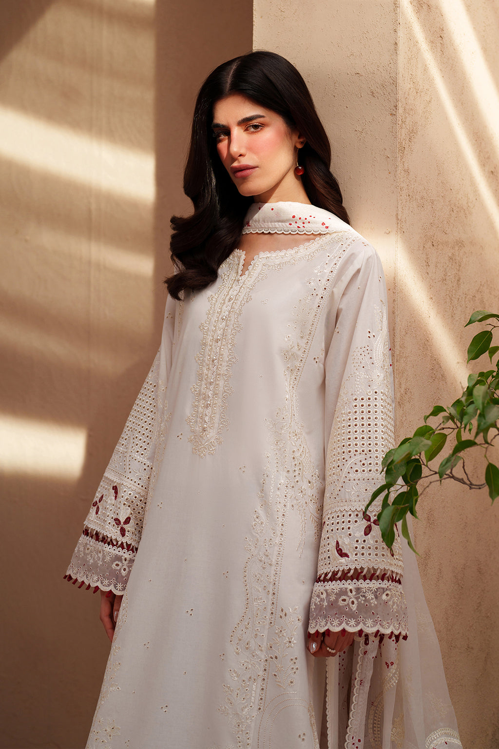 Iznik | Eid Lawn | EL-06 Embroidered Lawn - House Of Hania