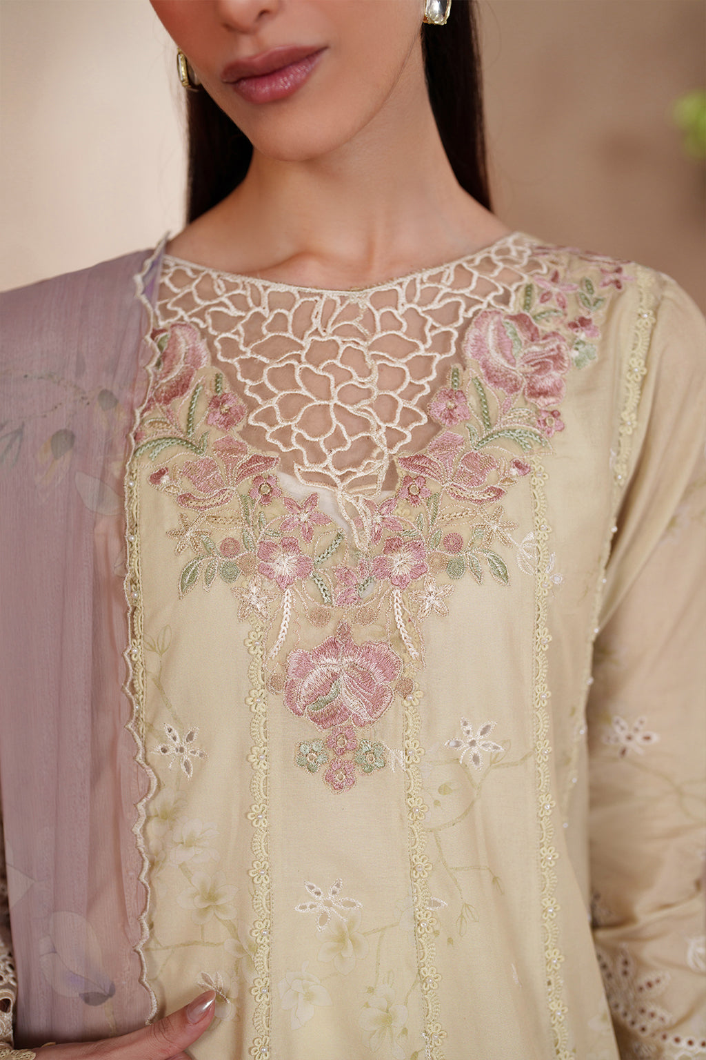 Iznik | Eid Lawn | EL-10 Embroidered Lawn - House Of Hania