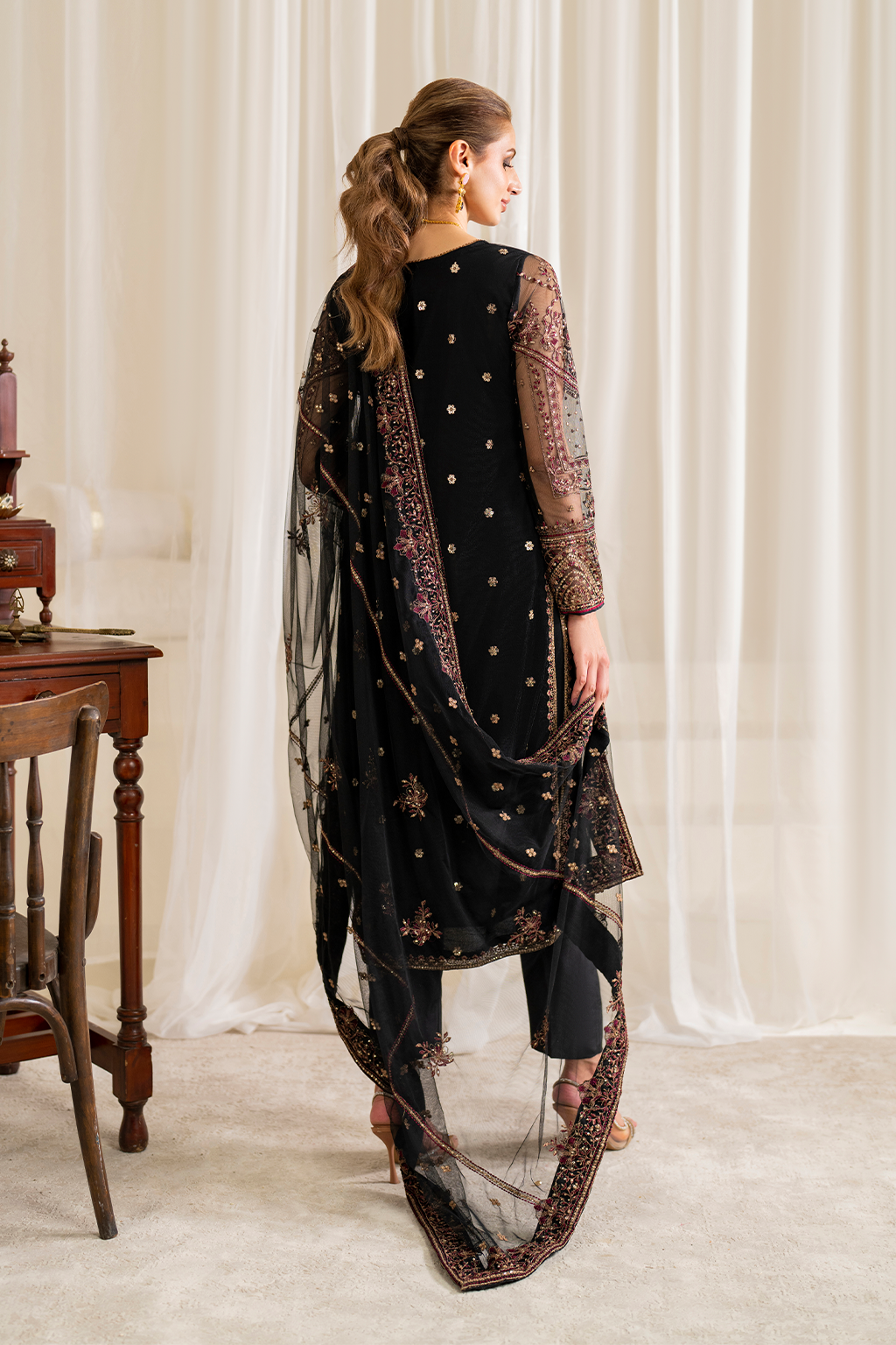Iznik | Exclusive Formals | UE-288 Embroidered Net - House Of Hania