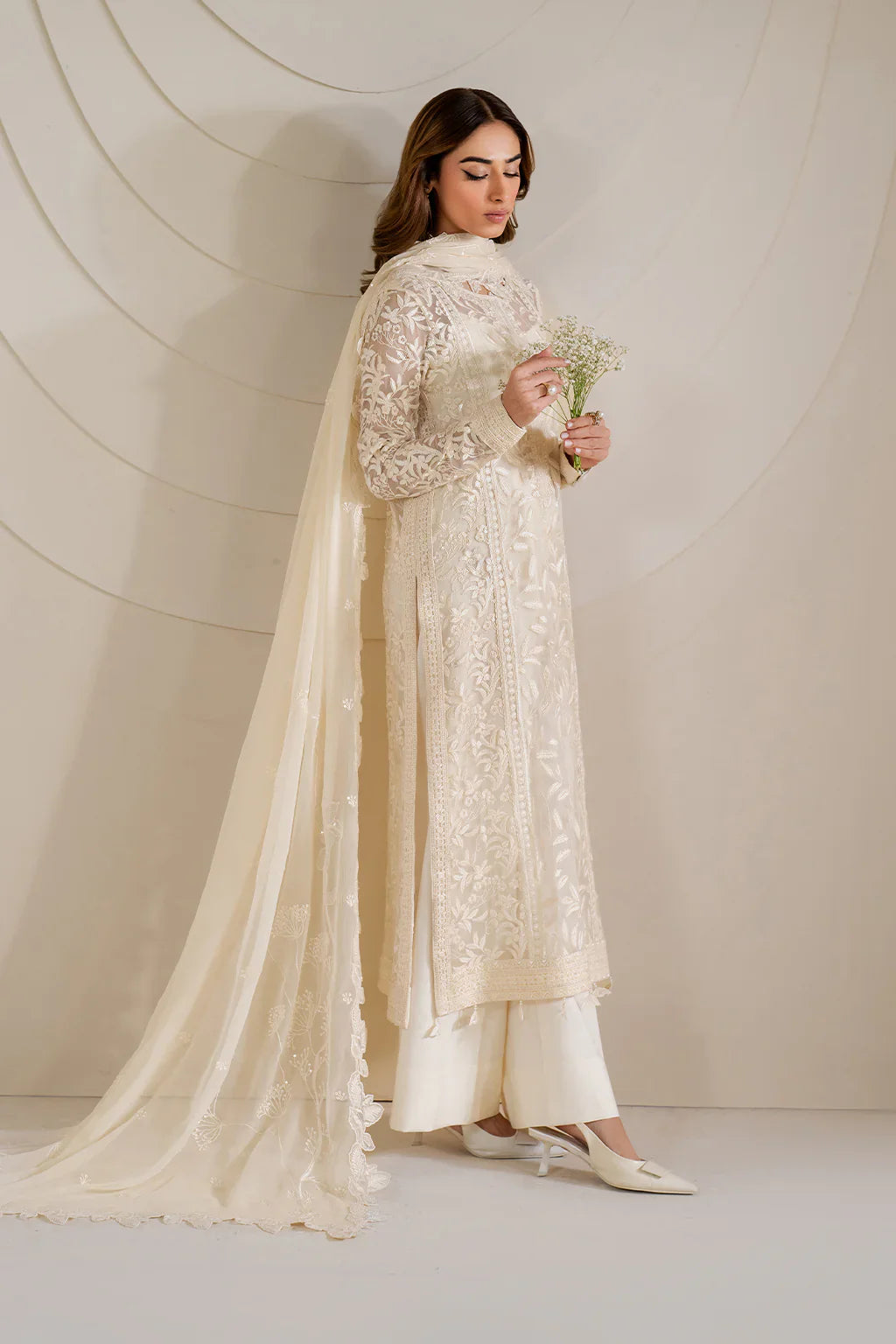 Iznik | Exclusive Formals | UE-391 Embroidered Chiffon - House Of Hania