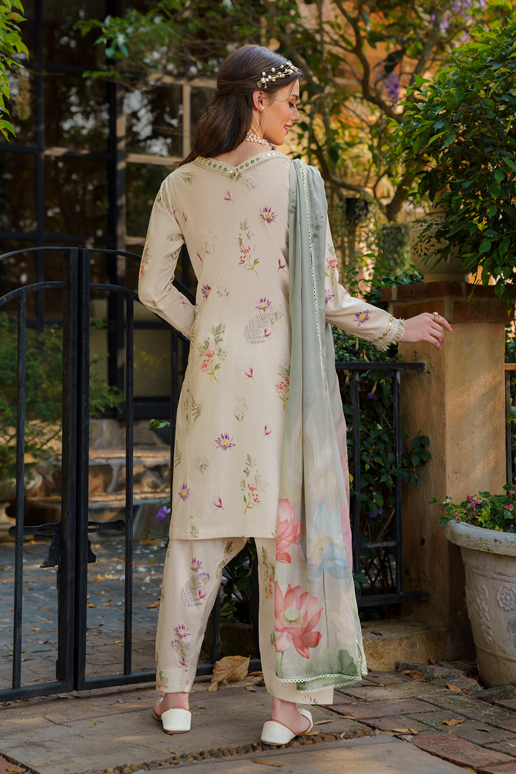 Iznik | Exclusive Lawn | UE-236 PRINTED LAWN - House Of Hania