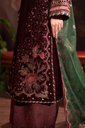 Iznik | Exclusive Velvet | IV-39 - House Of Hania