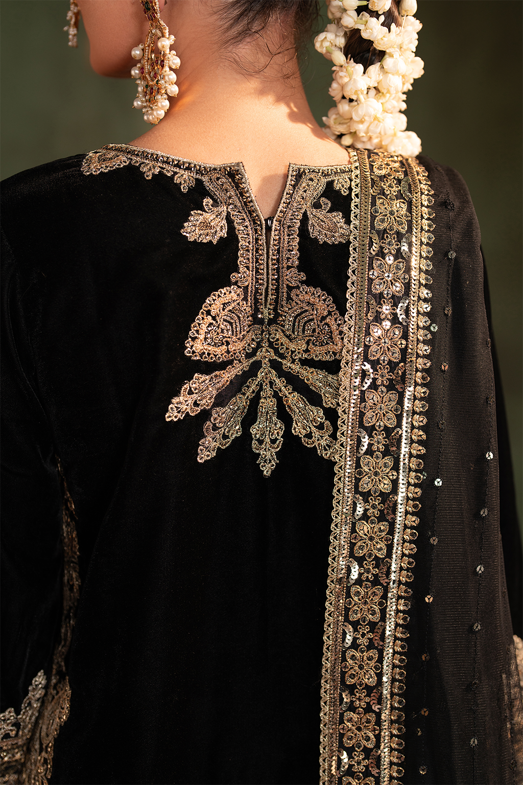 Iznik | Exclusive Velvet | IV-41 - House Of Hania