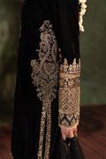 Iznik | Exclusive Velvet | IV-41 - House Of Hania