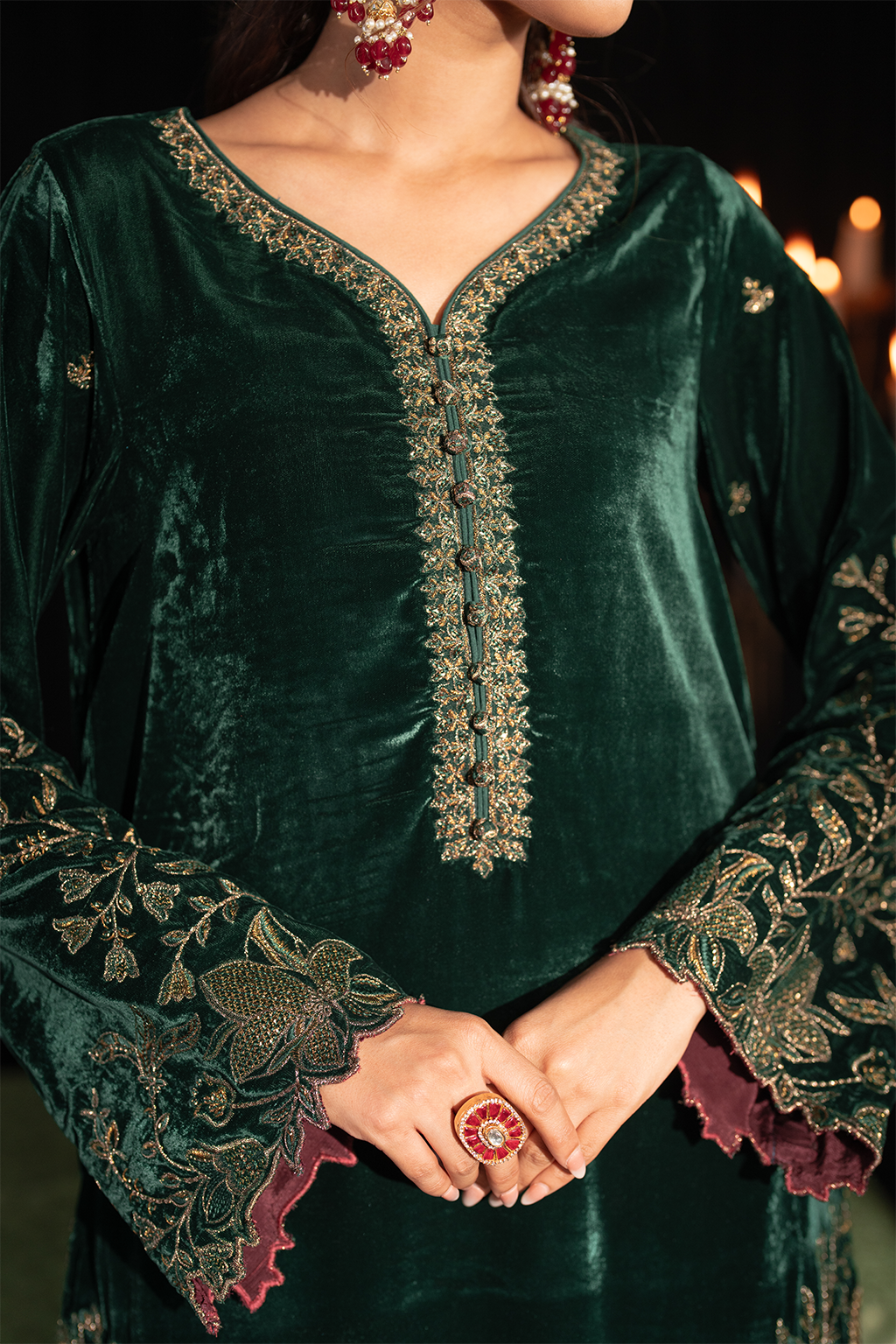 Iznik | Exclusive Velvet | IV-48 - House Of Hania