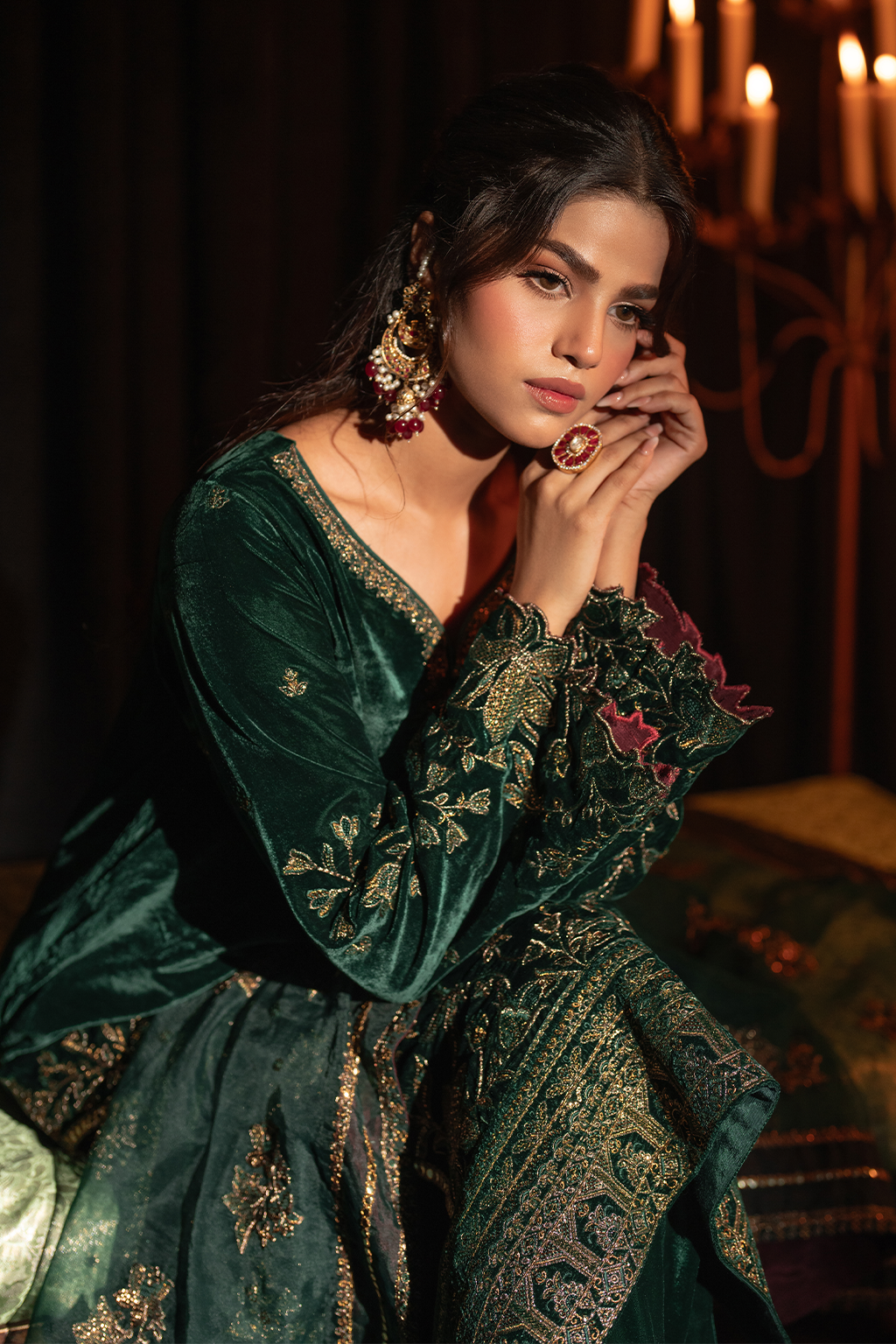 Iznik | Exclusive Velvet | IV-48 - House Of Hania