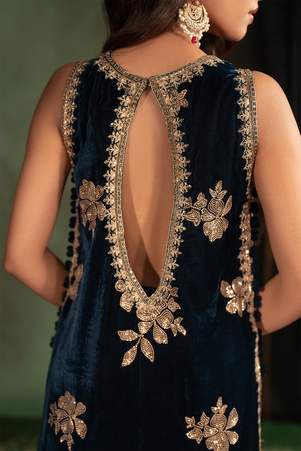 Iznik | Exclusive Velvet | IV-51 - House Of Hania