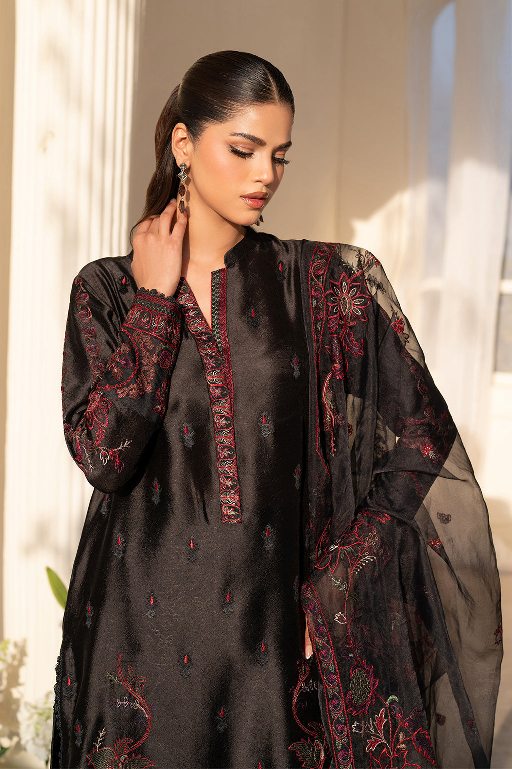 Iznik | Festive Formal | UE-434 Embroidered Pure silk - House Of Hania