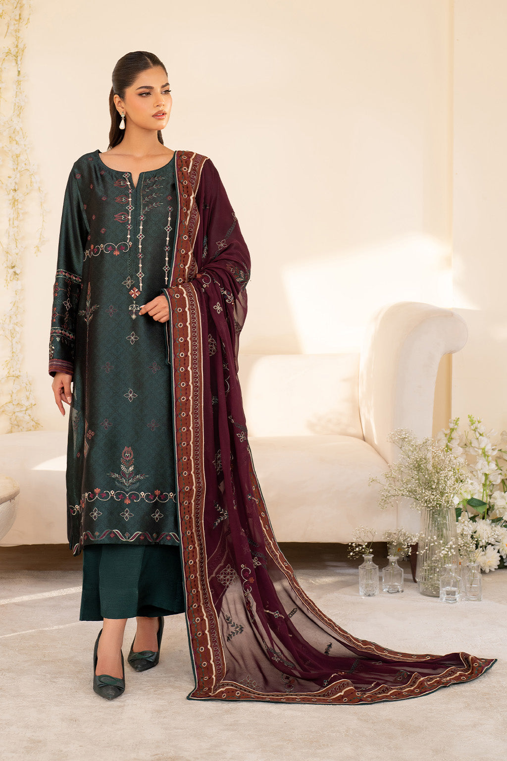 Iznik | Festive Formal | UE-435 Embroidered Pure silk - House Of Hania