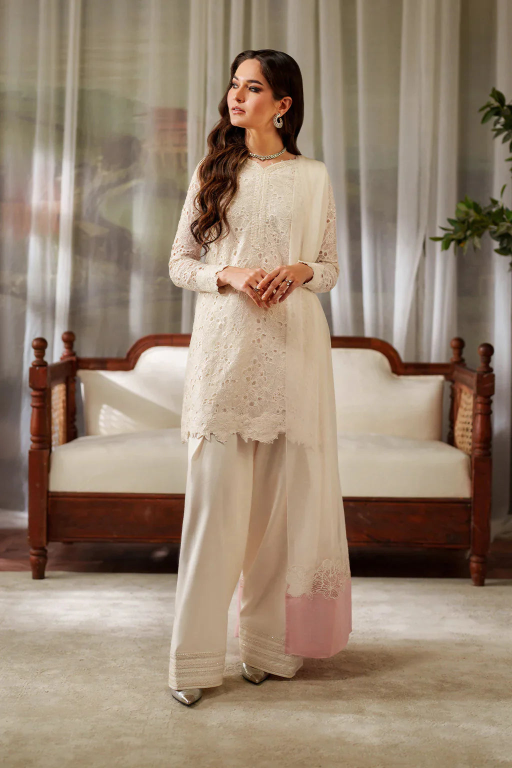 Iznik | Festive Formals | UE-532 Embroidered Chiffon - House Of Hania