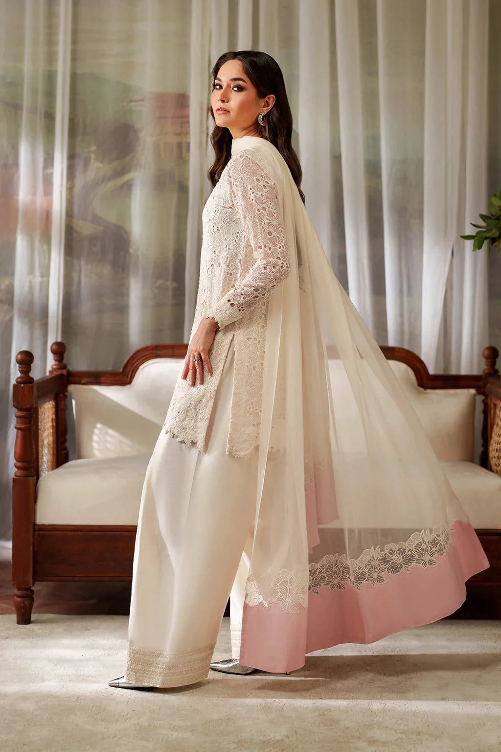 Iznik | Festive Formals | UE-532 Embroidered Chiffon - House Of Hania