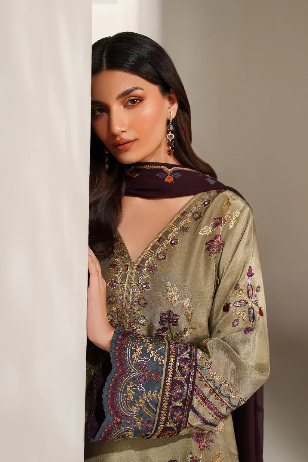 Iznik | Festive Formals | UE-614 Embroidered Ramen Silk - House Of Hania
