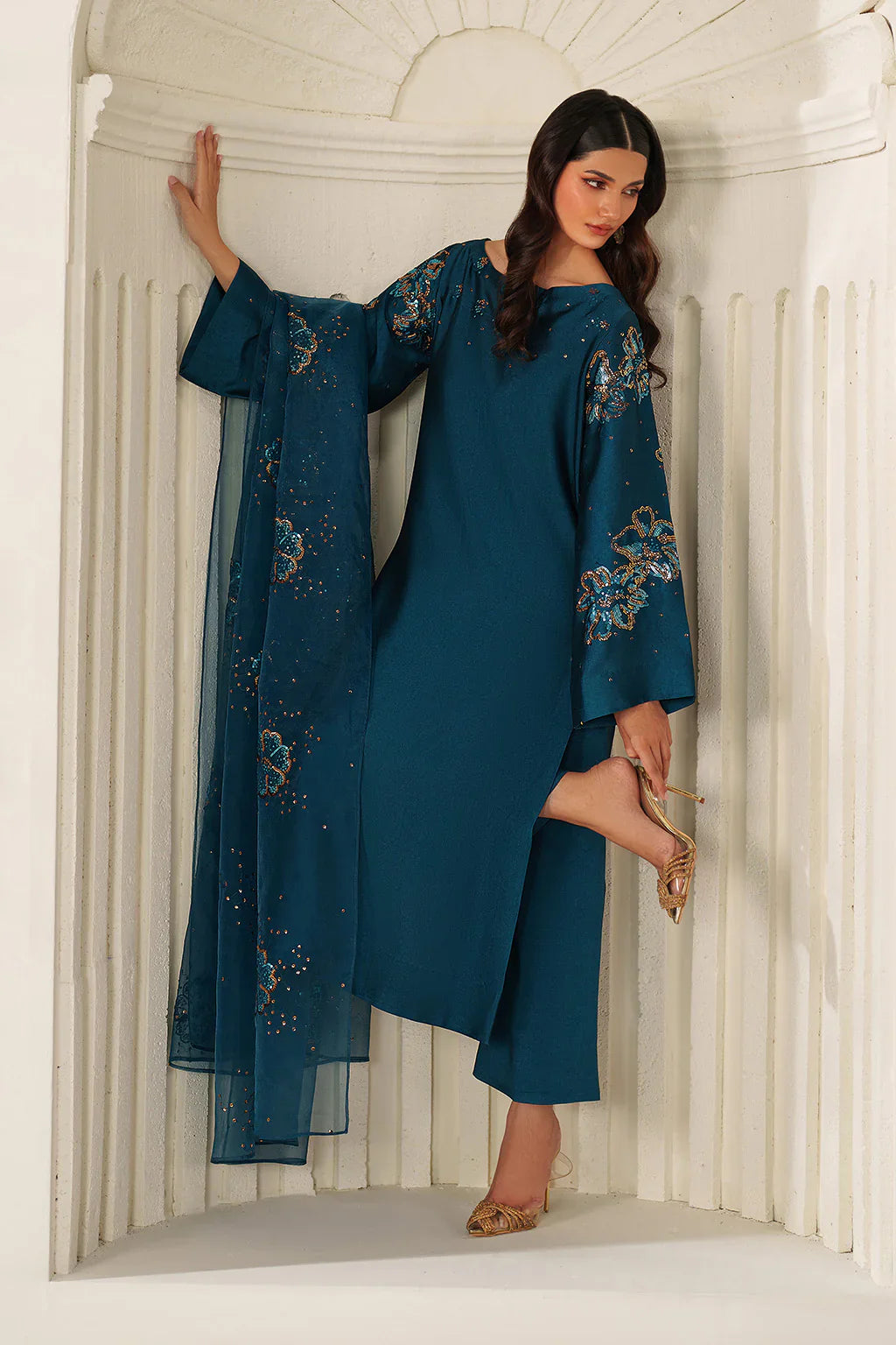 Iznik | Festive Formals | UE-616 Embroidered Ramen Silk - House Of Hania