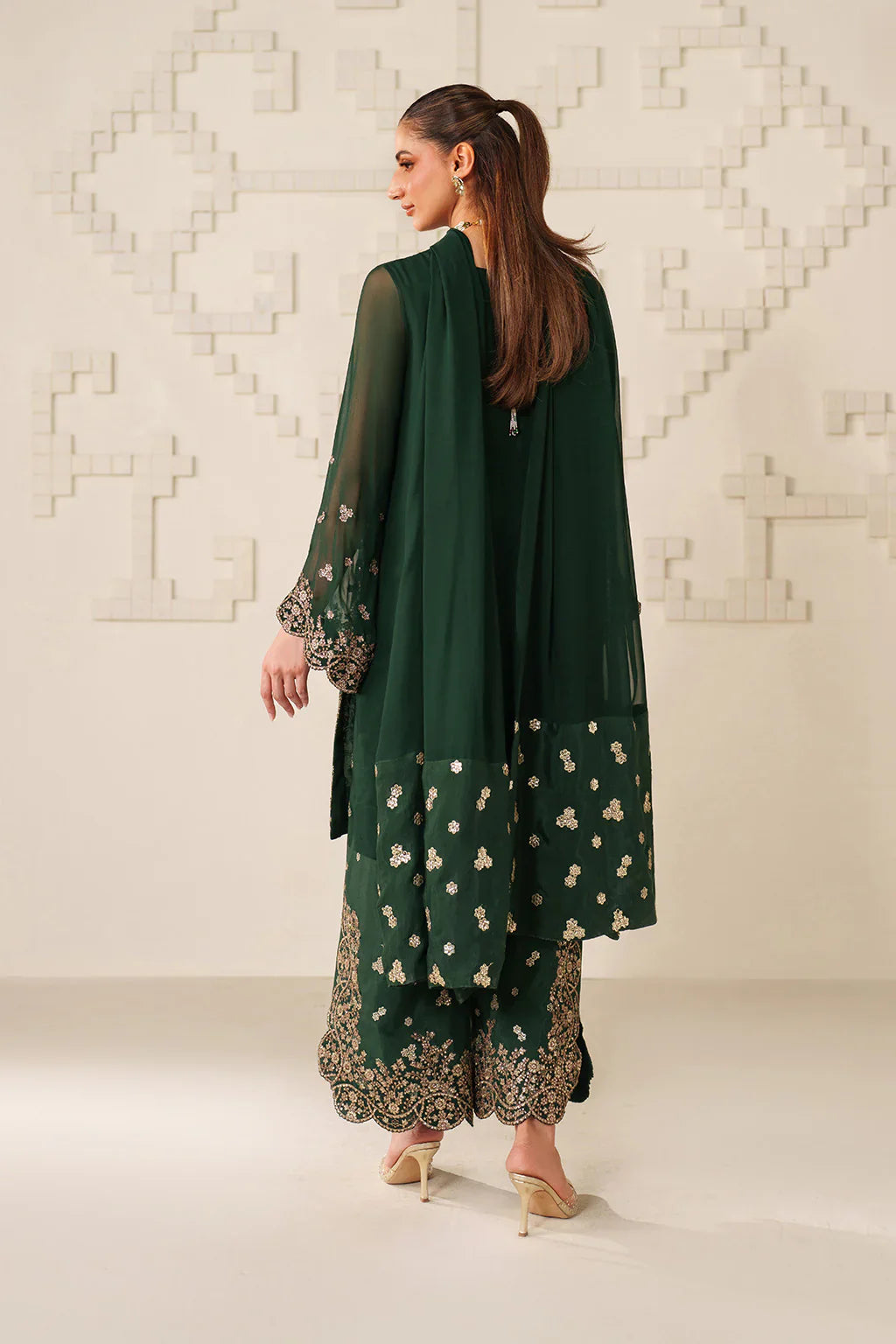 Iznik | Festive Formals | UE-619 Embroidered Chiffon - House Of Hania
