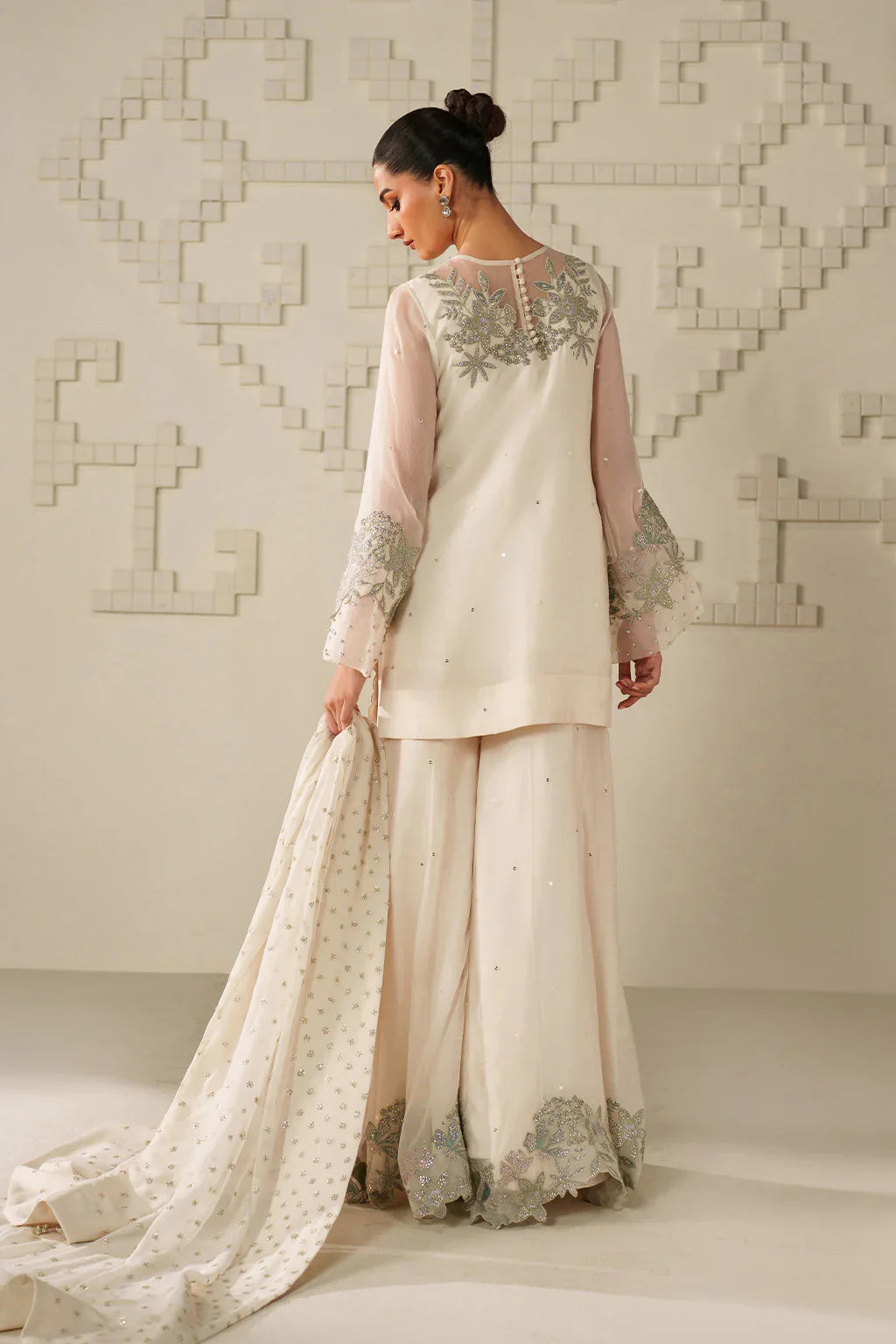 Iznik | Festive Formals | UE-620 Embroidered Chiffon - House Of Hania