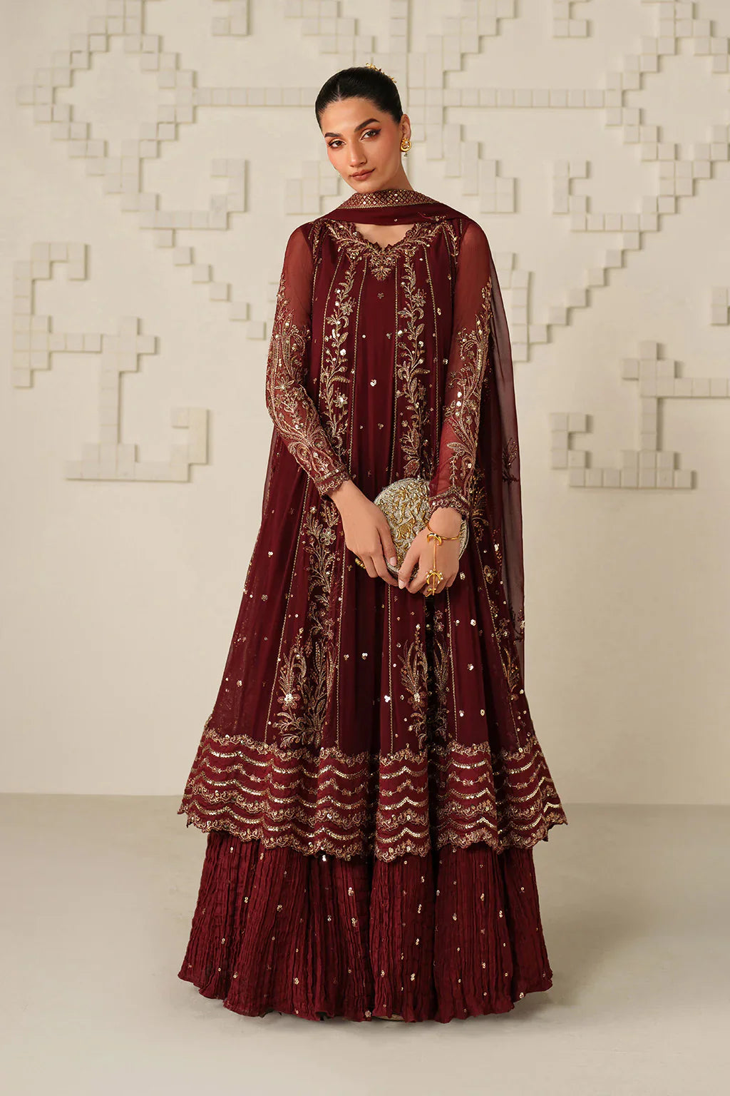 Iznik | Festive Formals | UE-622 Embroidered Chiffon - House Of Hania