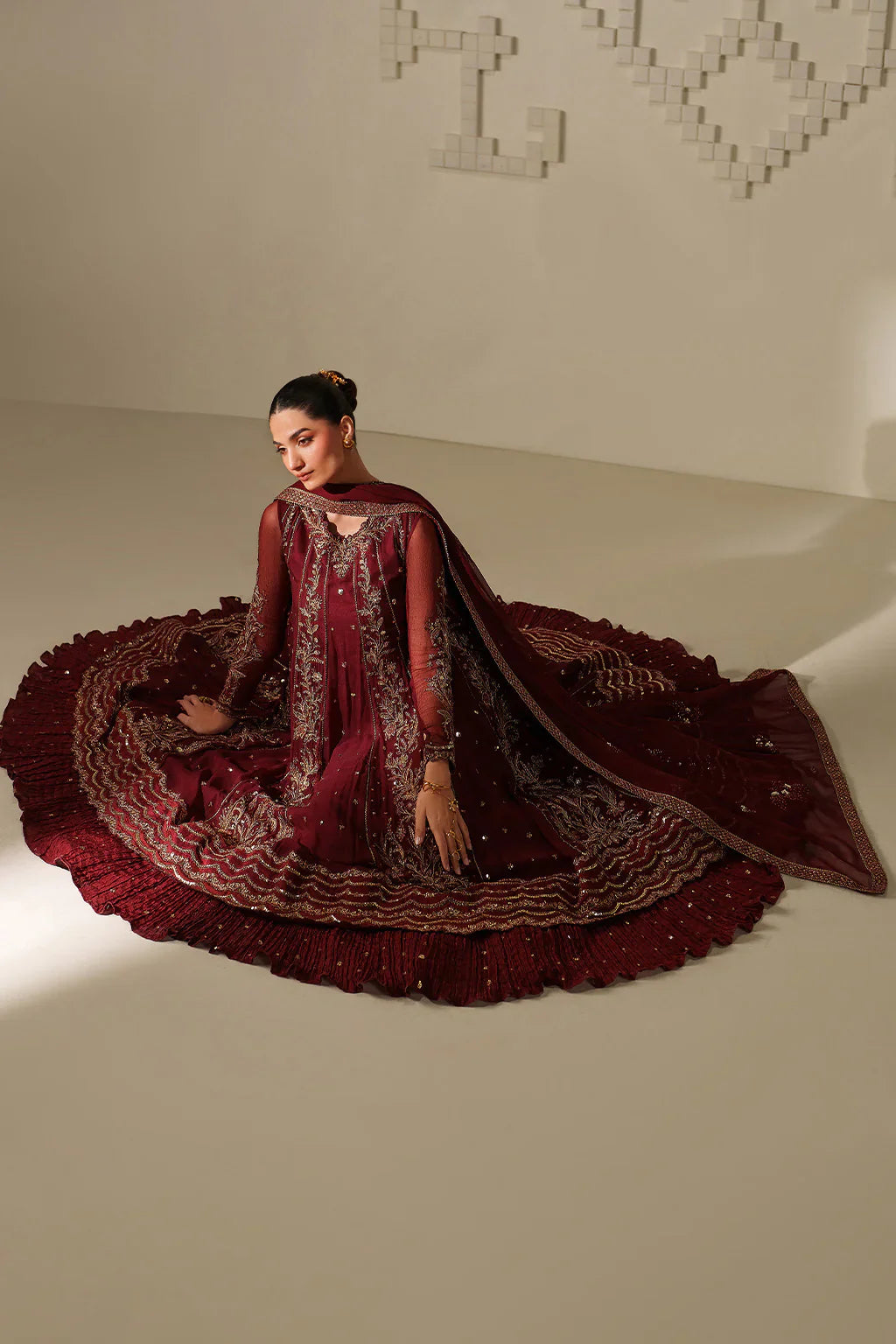 Iznik | Festive Formals | UE-622 Embroidered Chiffon - House Of Hania
