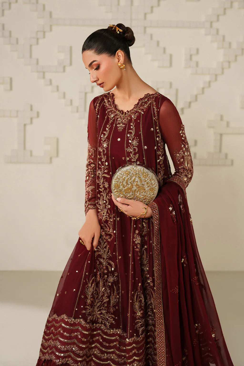 Iznik | Festive Formals | UE-622 Embroidered Chiffon - House Of Hania