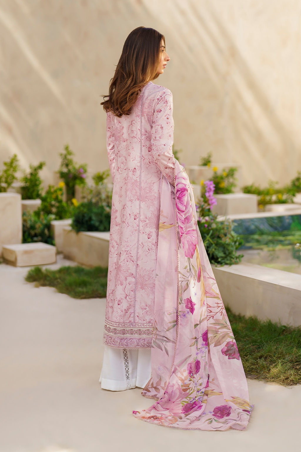 Iznik | Festive lawn 24 | SFL-06 - House Of Hania