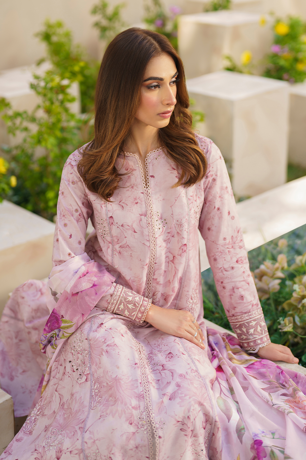 Iznik | Festive lawn 24 | SFL-06 - House Of Hania