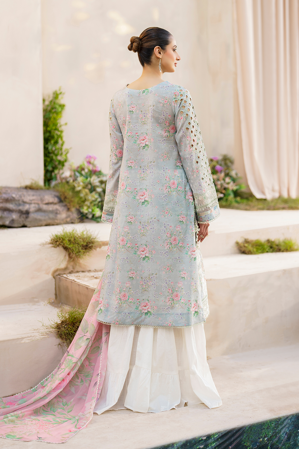 Iznik | Festive lawn 24 | SFL-07 - House Of Hania