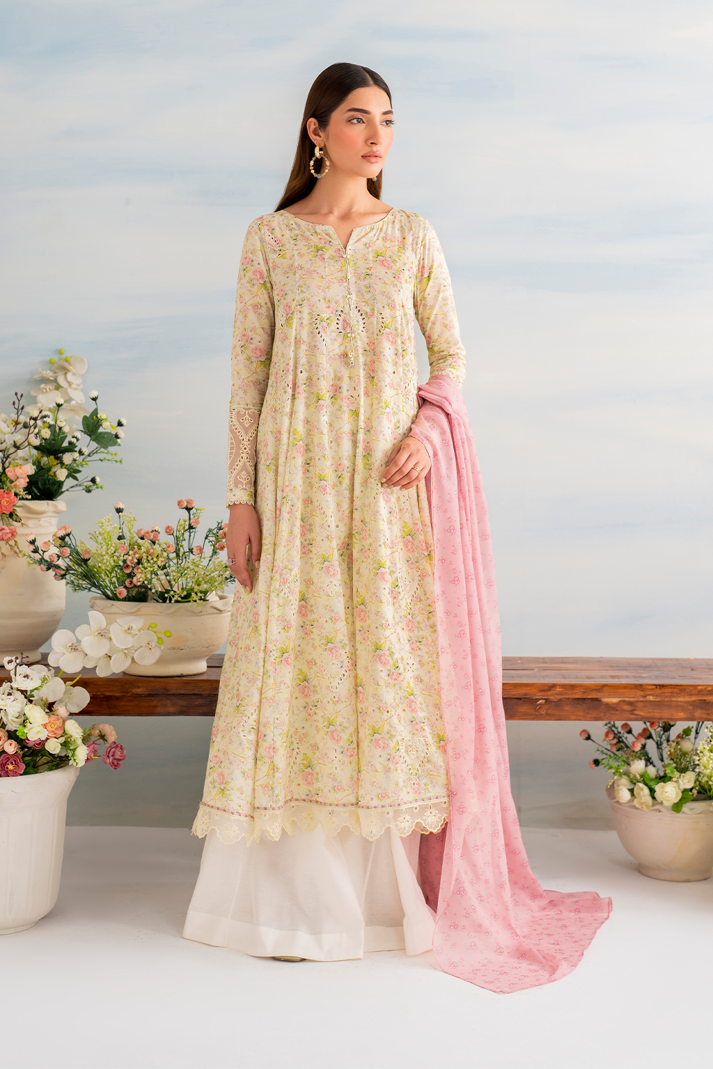 Iznik | Guzel lawn 24 | IGL-07 - House Of Hania