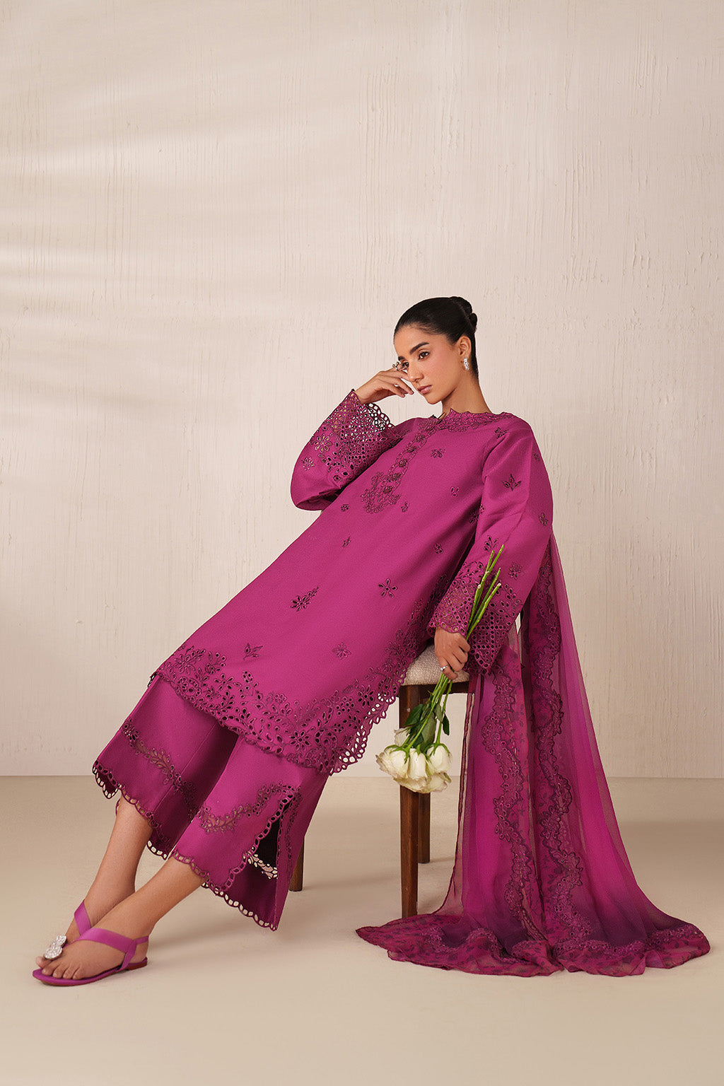 Iznik | Ramadan Edit | UE-593 Embroidered Textured Lawn - House Of Hania