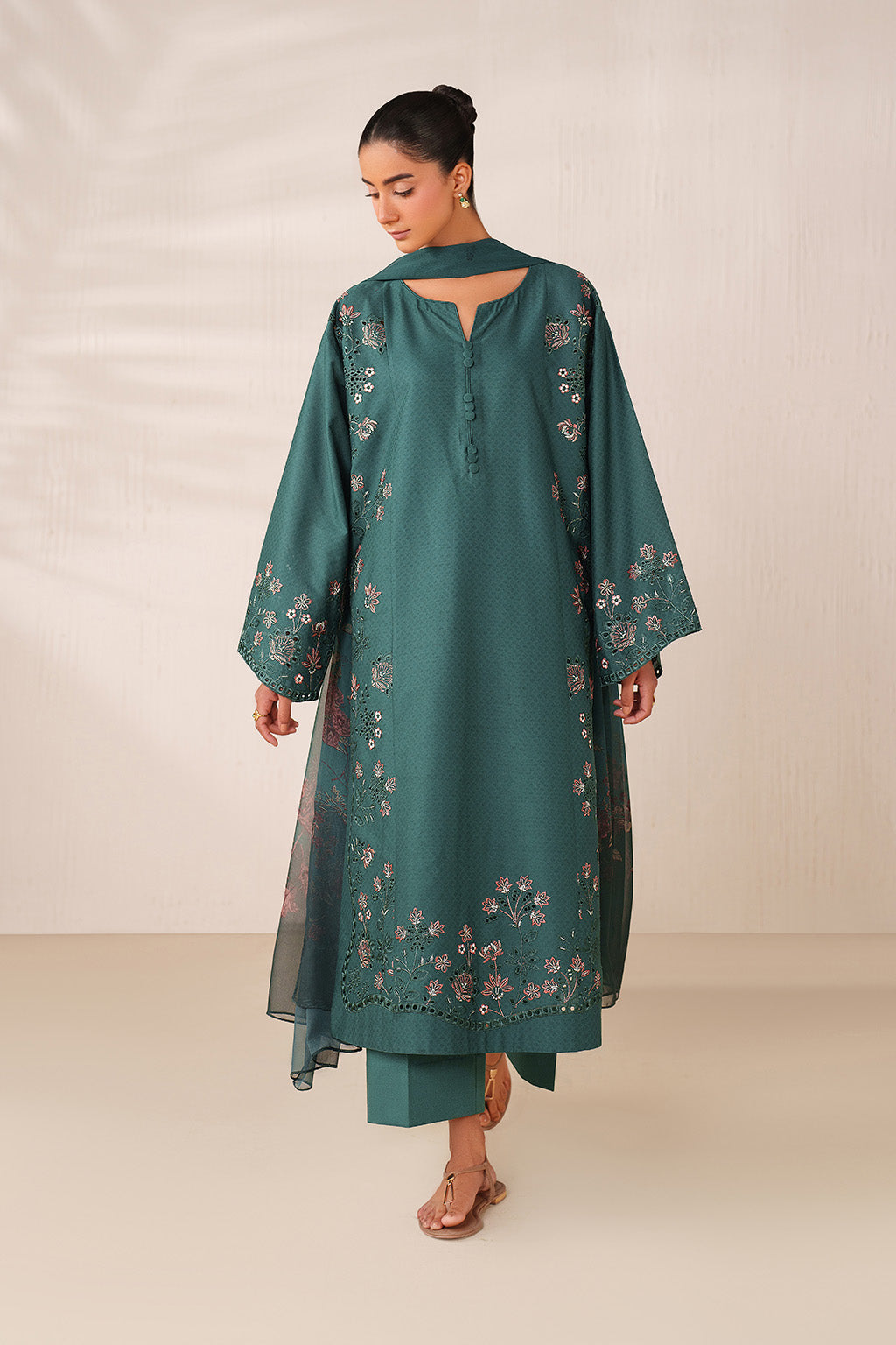 Iznik | Ramadan Edit | UE-625 Embroidered Lawn - House Of Hania