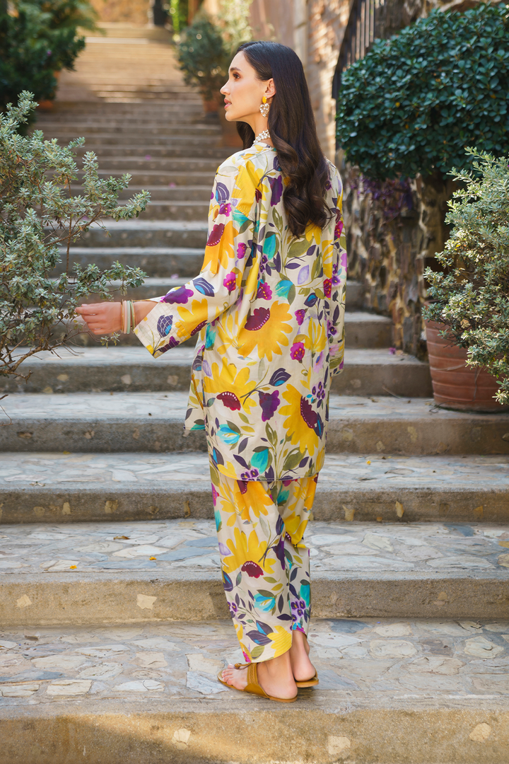 Iznik | Ready to Wear | IP-229 PRINTED LAWN - House Of Hania