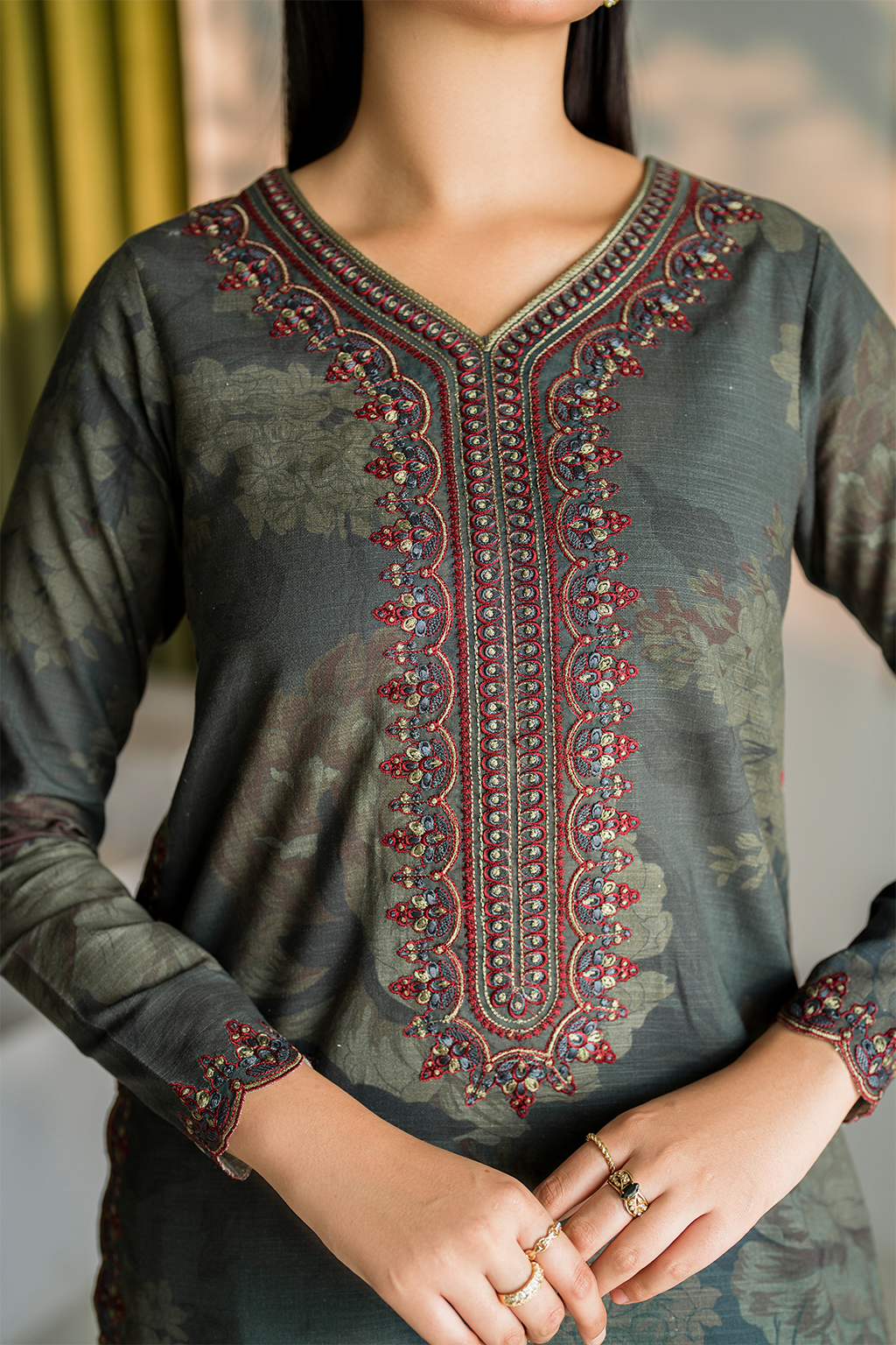 Iznik | Ready to Wear | IP-262 - House Of Hania