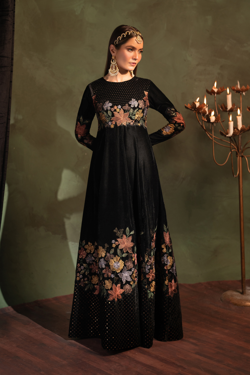 Iznik | Velvet 25 | IV-52 Embroidered Velvet - House Of Hania