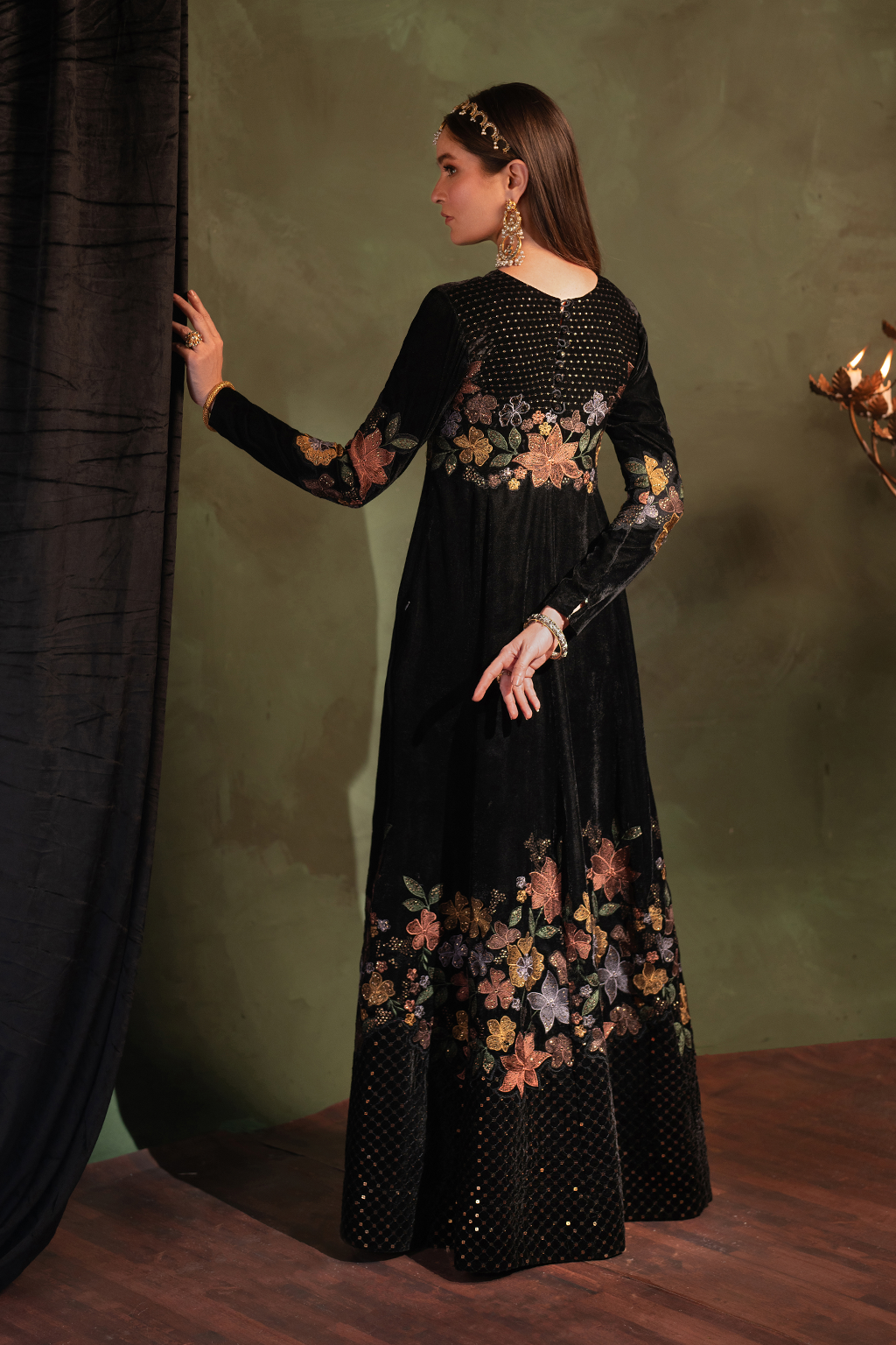 Iznik | Velvet 25 | IV-52 Embroidered Velvet - House Of Hania