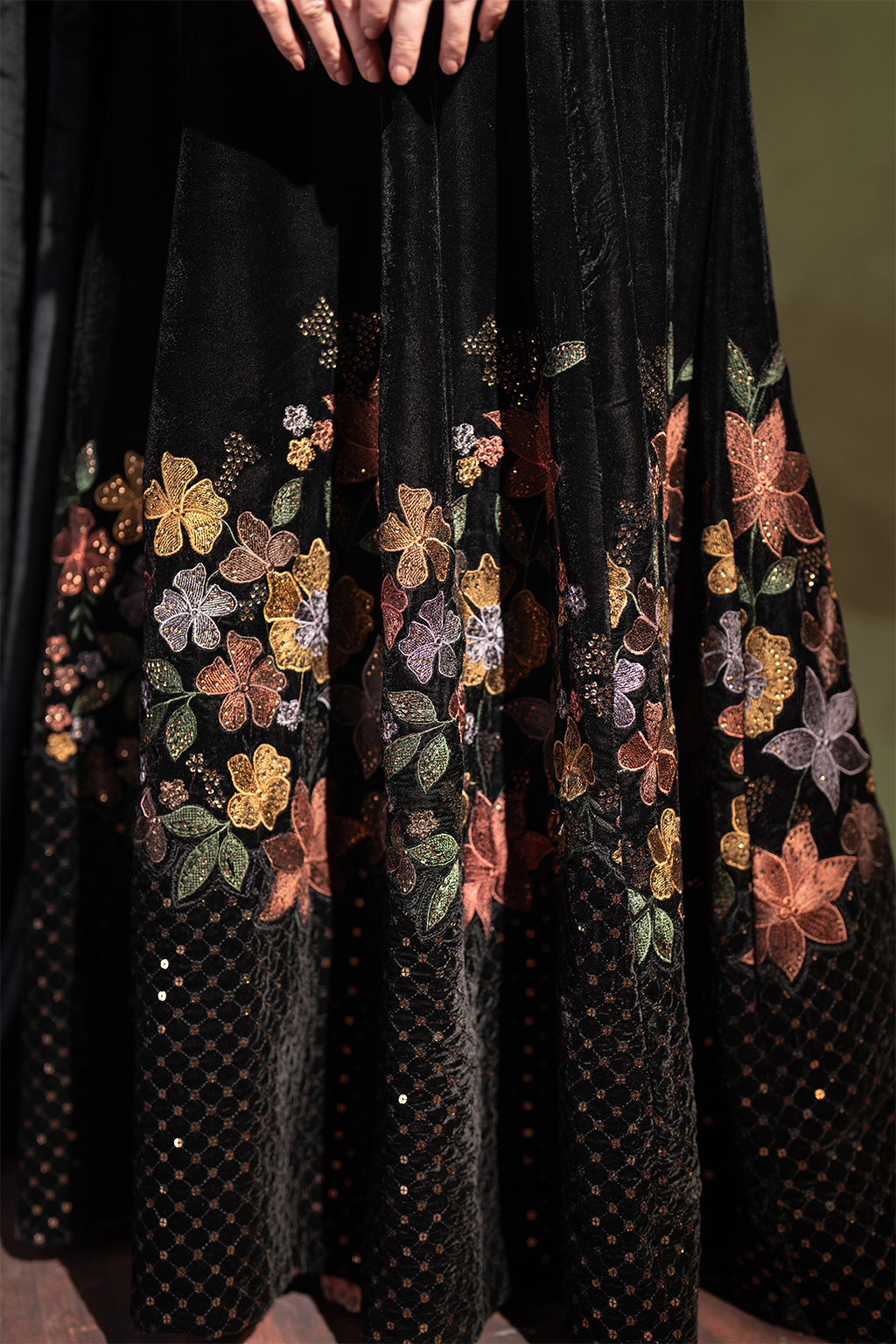 Iznik | Velvet 25 | IV-52 Embroidered Velvet - House Of Hania