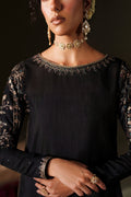 Iznik | Velvet 25 | IV-72 Embroidered Velvet - House Of Hania
