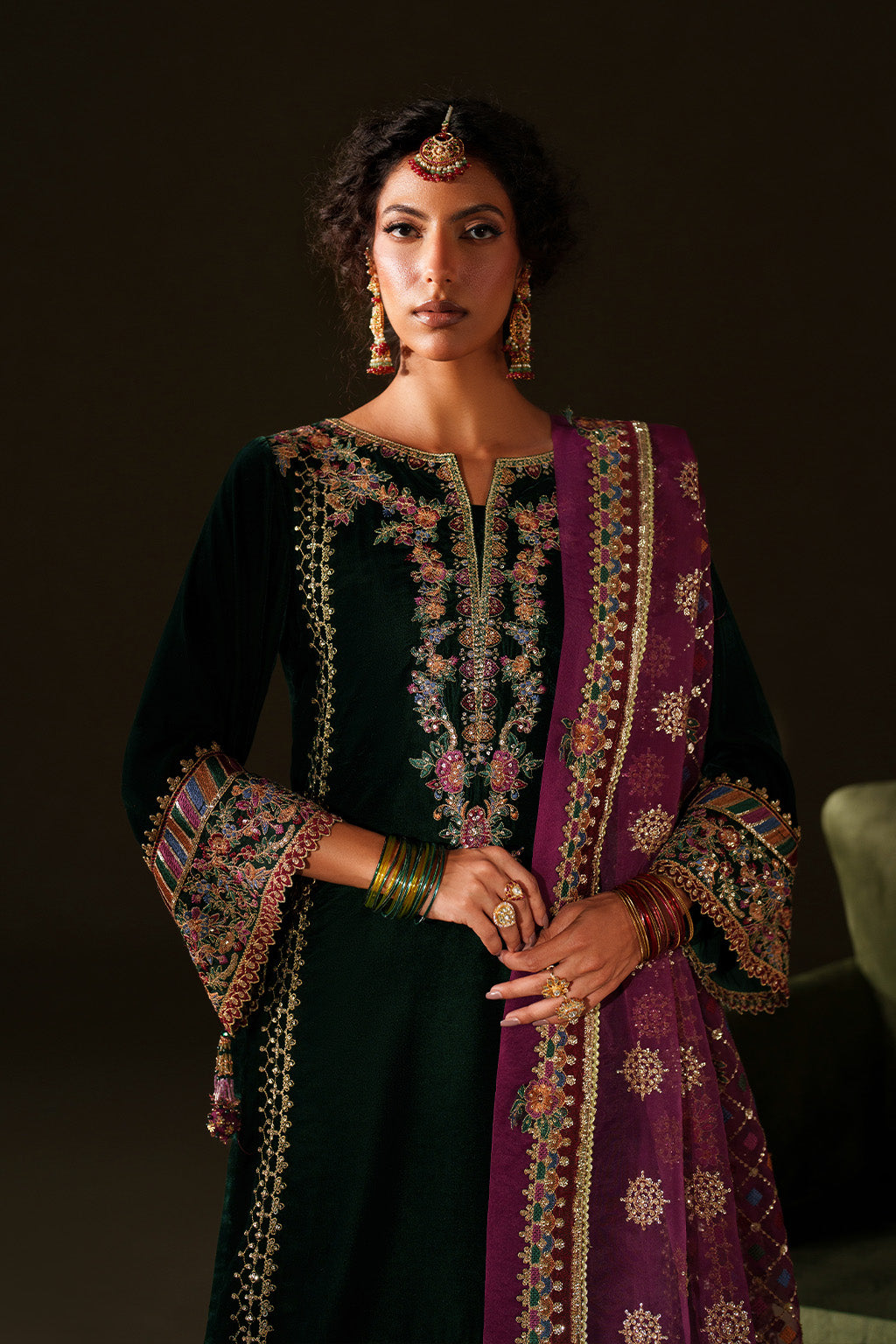 Iznik | Velvet 25 | IV-74 Embroidered Velvet - House Of Hania