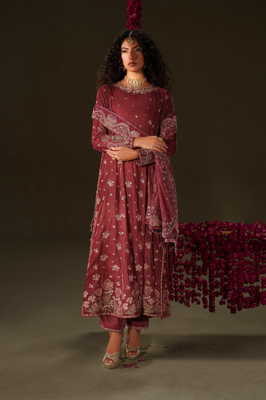 Iznik | Velvet 25 | IV-75 Embroidered Velvet - House Of Hania