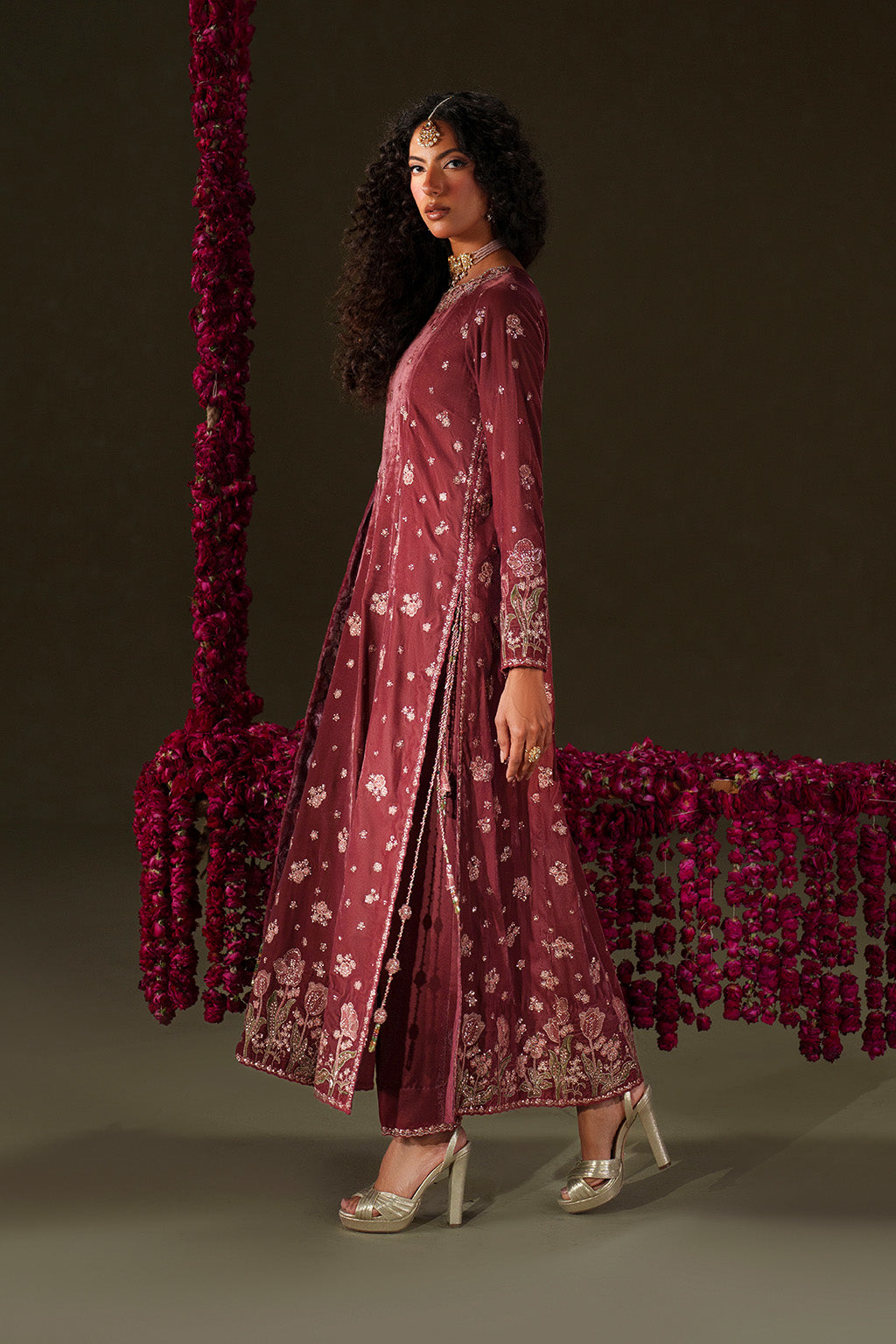 Iznik | Velvet 25 | IV-75 Embroidered Velvet - House Of Hania
