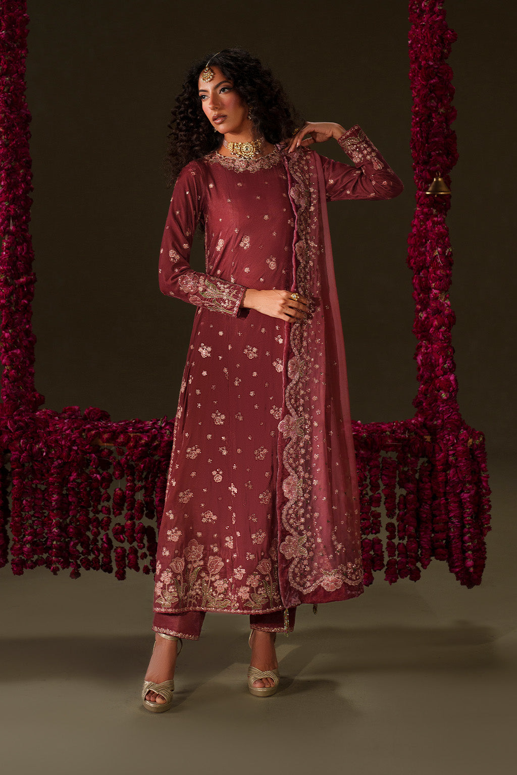Iznik | Velvet 25 | IV-75 Embroidered Velvet - House Of Hania