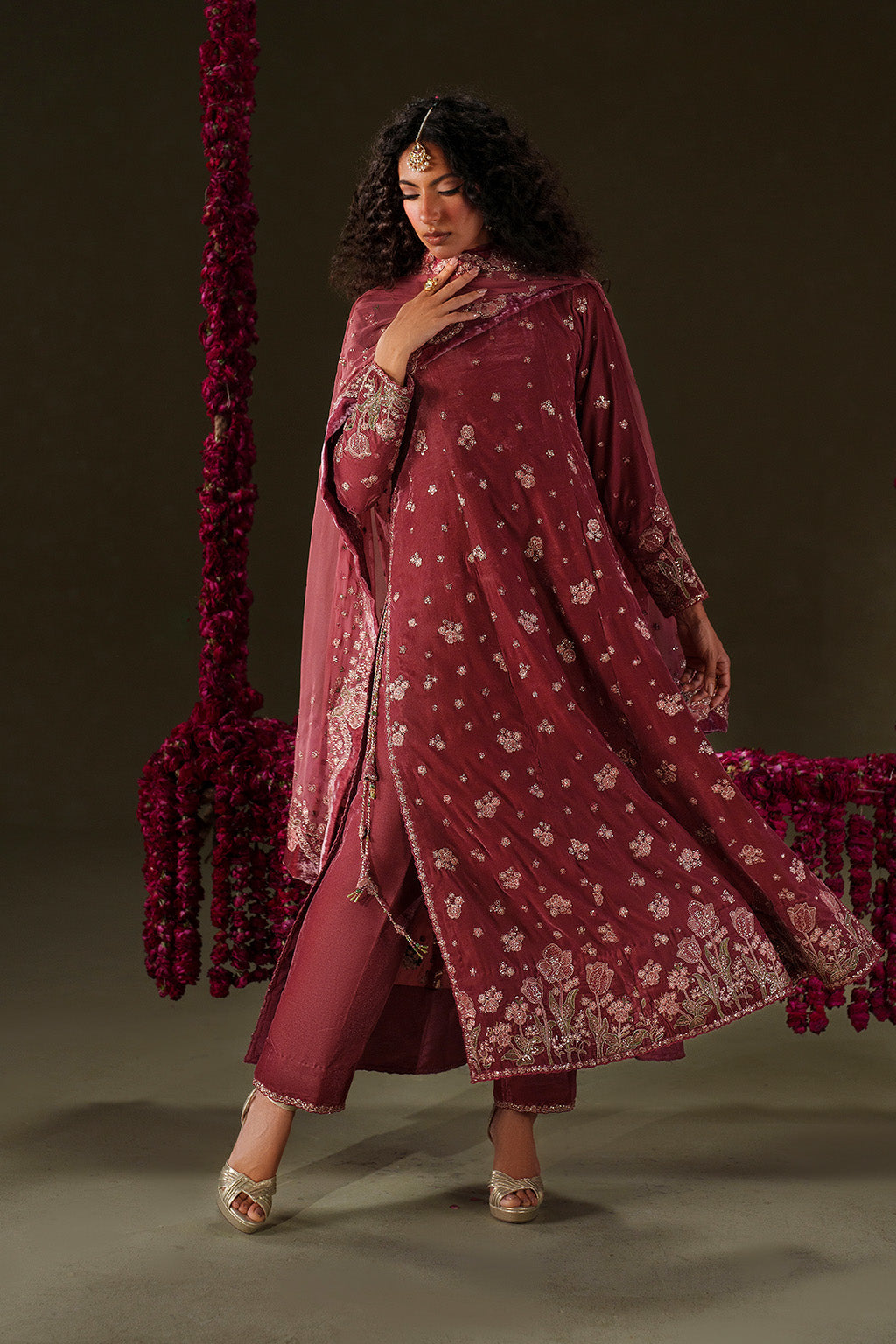 Iznik | Velvet 25 | IV-75 Embroidered Velvet - House Of Hania