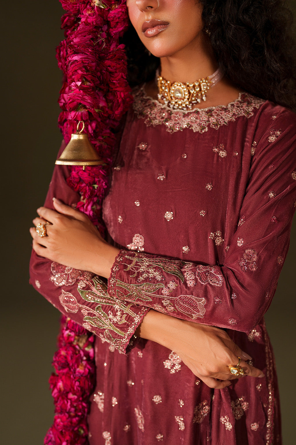 Iznik | Velvet 25 | IV-75 Embroidered Velvet - House Of Hania