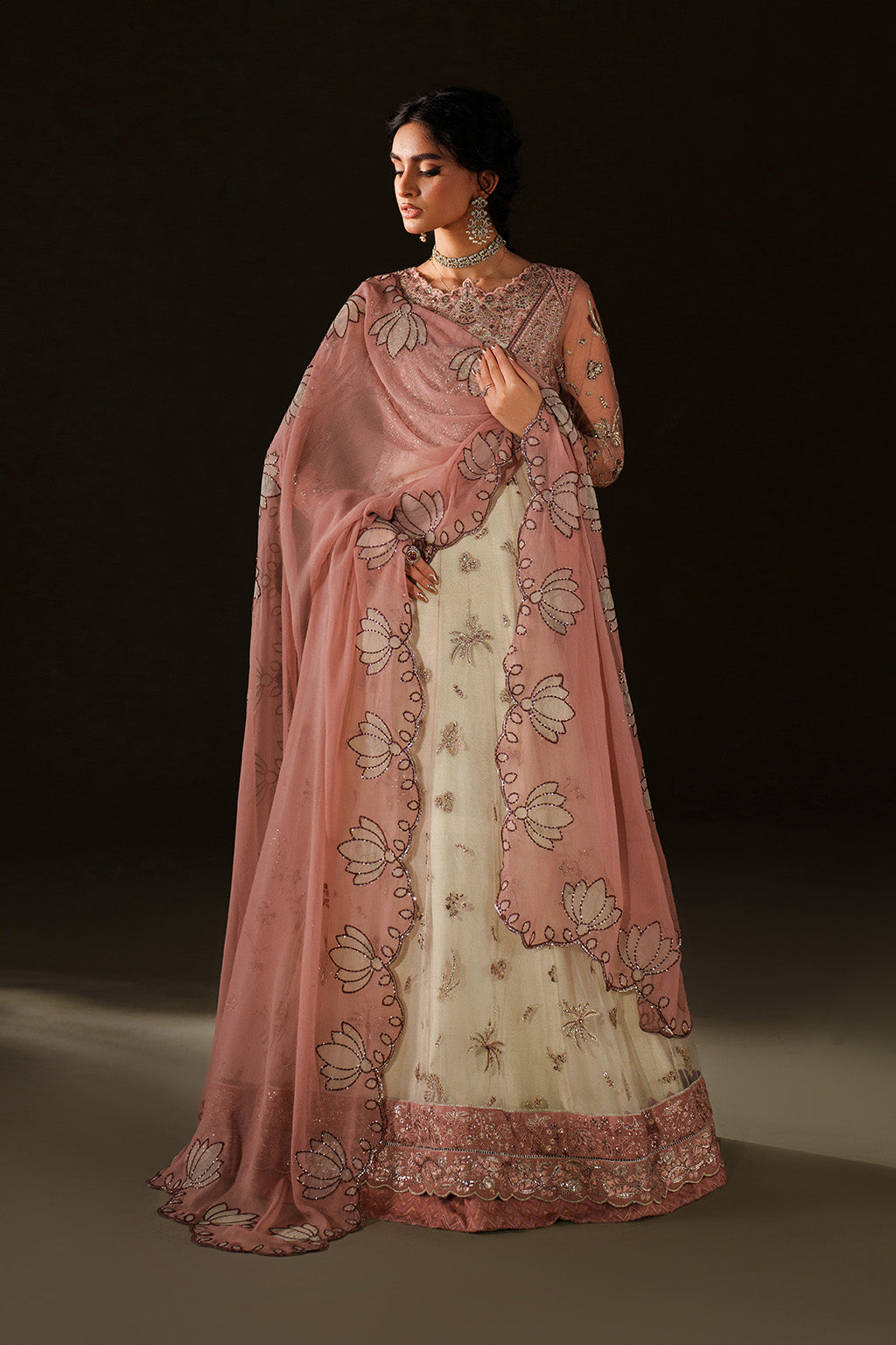 Iznik | Velvet 25 | IV-78 Embroidered Velvet - House Of Hania