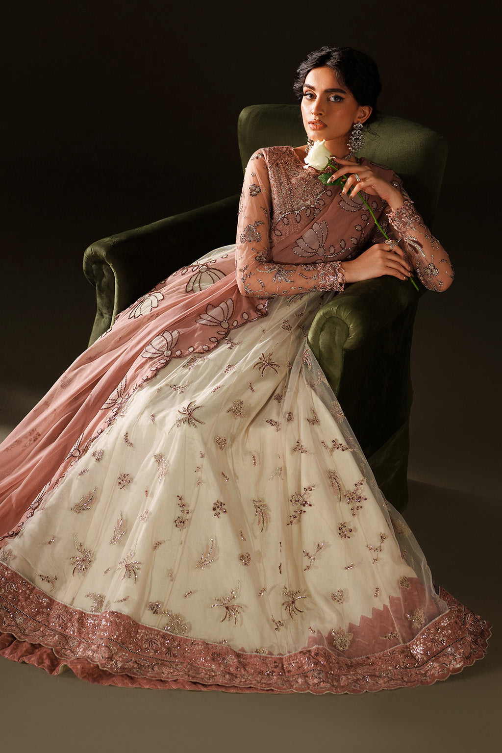 Iznik | Velvet 25 | IV-78 Embroidered Velvet - House Of Hania