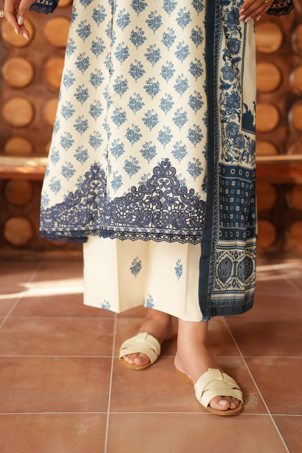 Iznik | Winter 25 | IPF-07 - House Of Hania