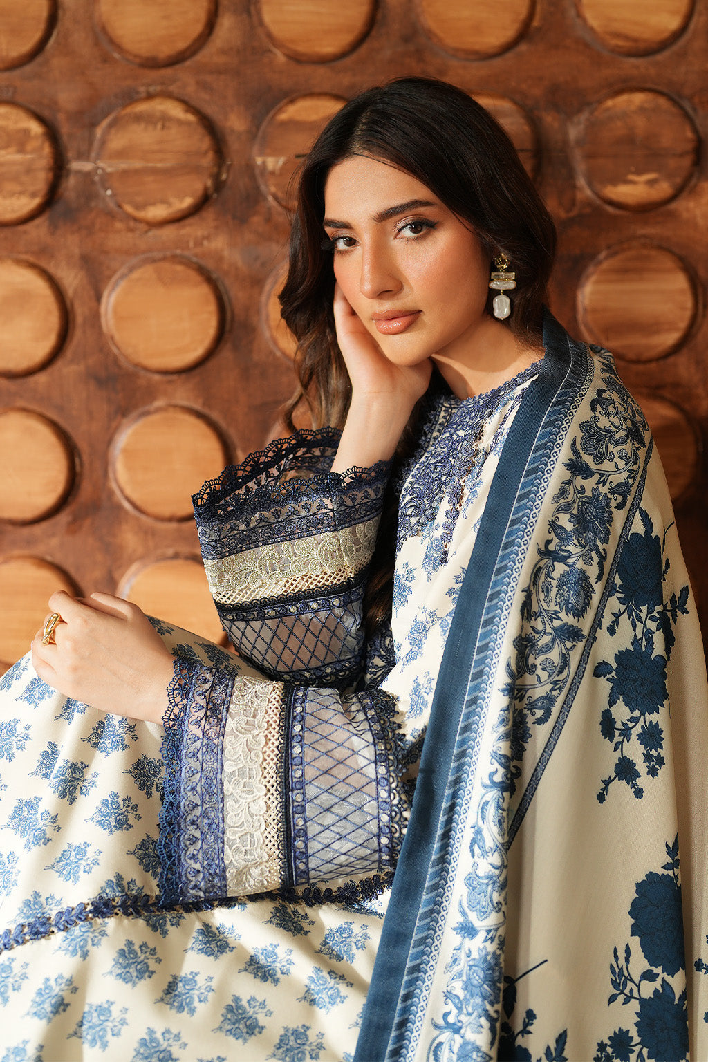Iznik | Winter 25 | IPF-07 - House Of Hania