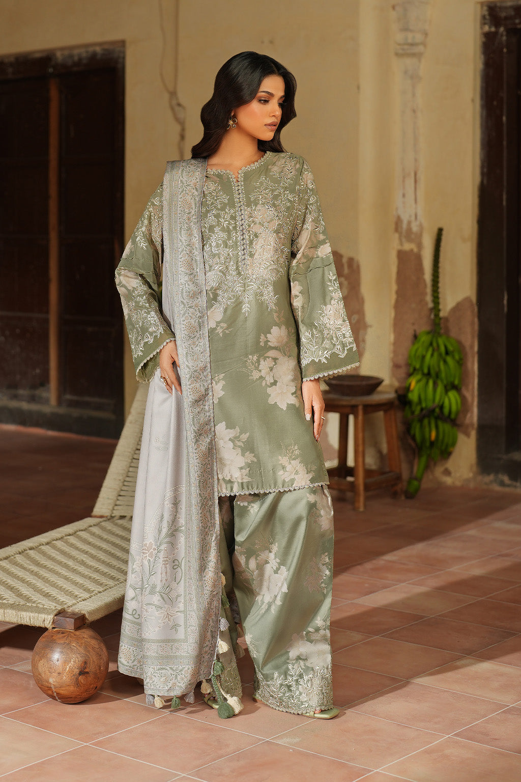Iznik | Winter 25 | IPF-08 - House Of Hania