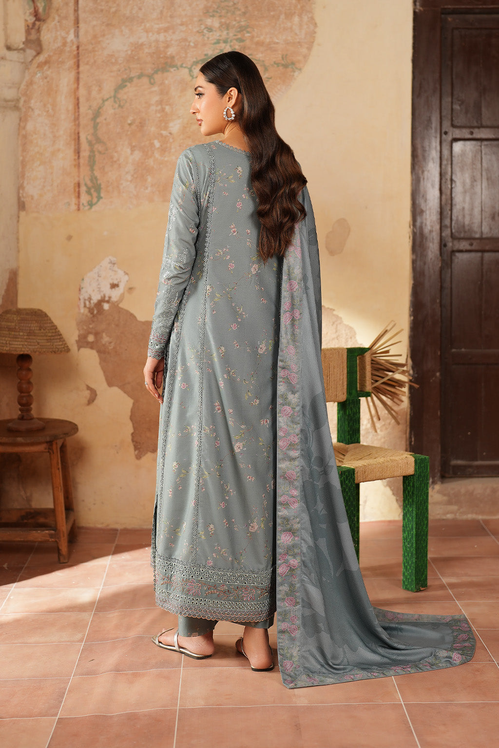 Iznik | Winter 25 | IPF-10 - House Of Hania