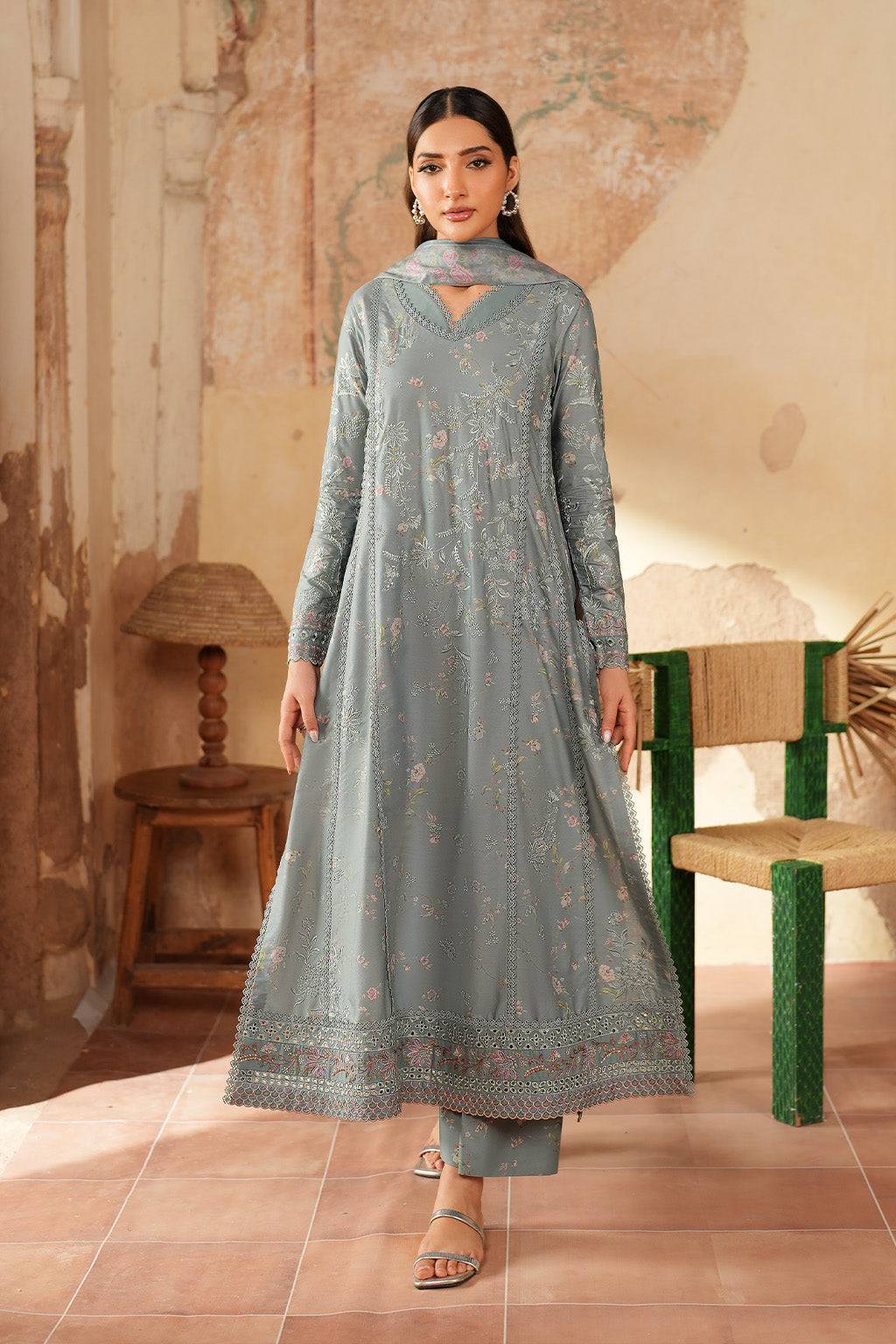Iznik | Winter 25 | IPF-10 - House Of Hania