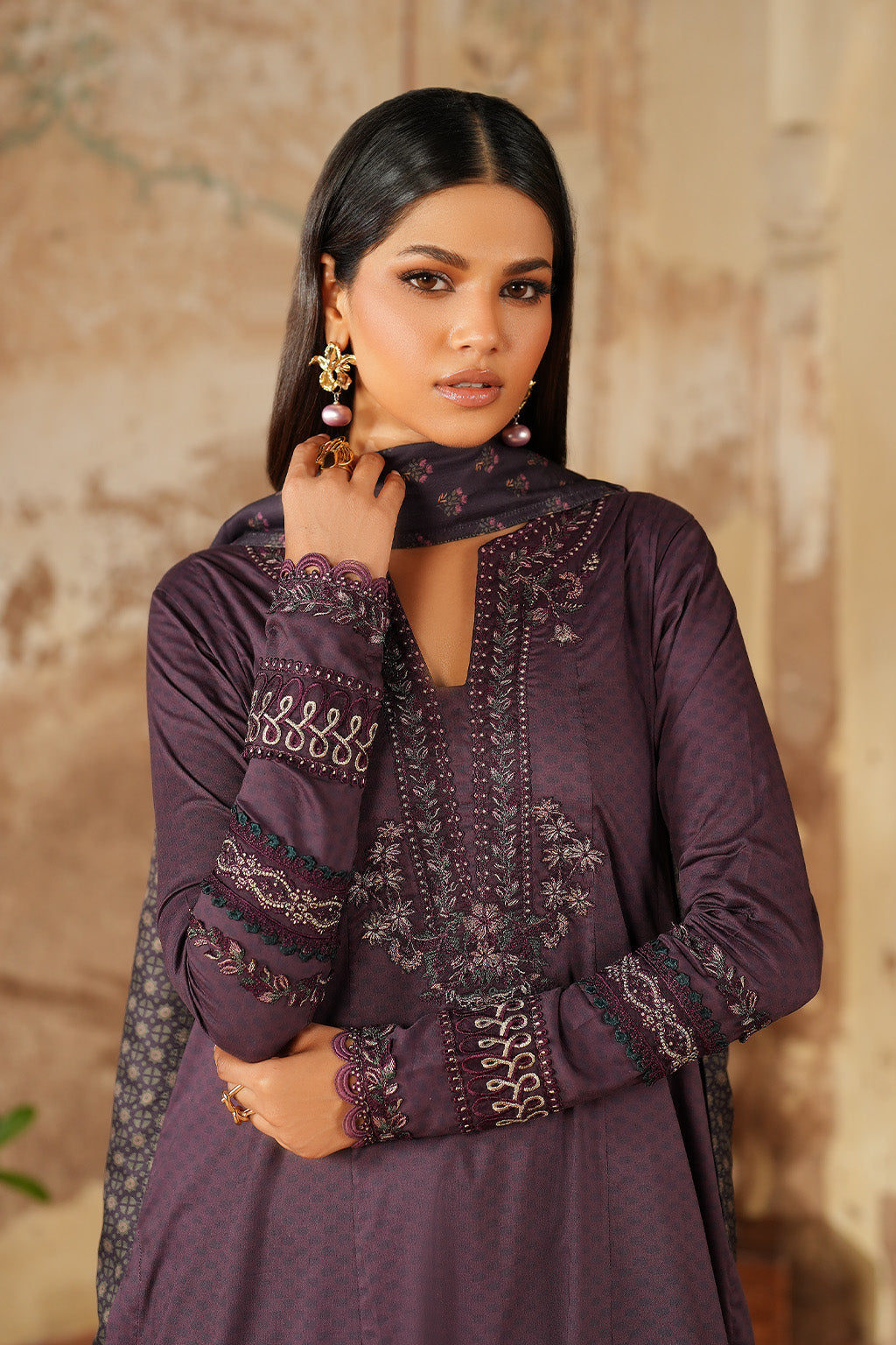Iznik | Winter 25 | IPF-11 - House Of Hania