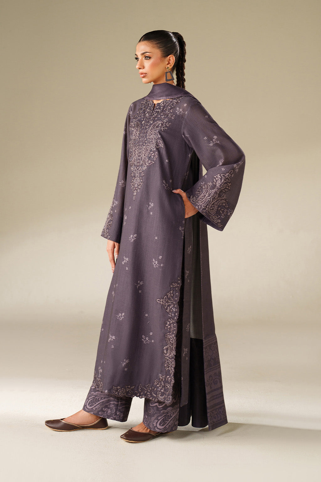 Iznik | Winter Chapter 25 | UE-558 Printed Khaddar - House Of Hania